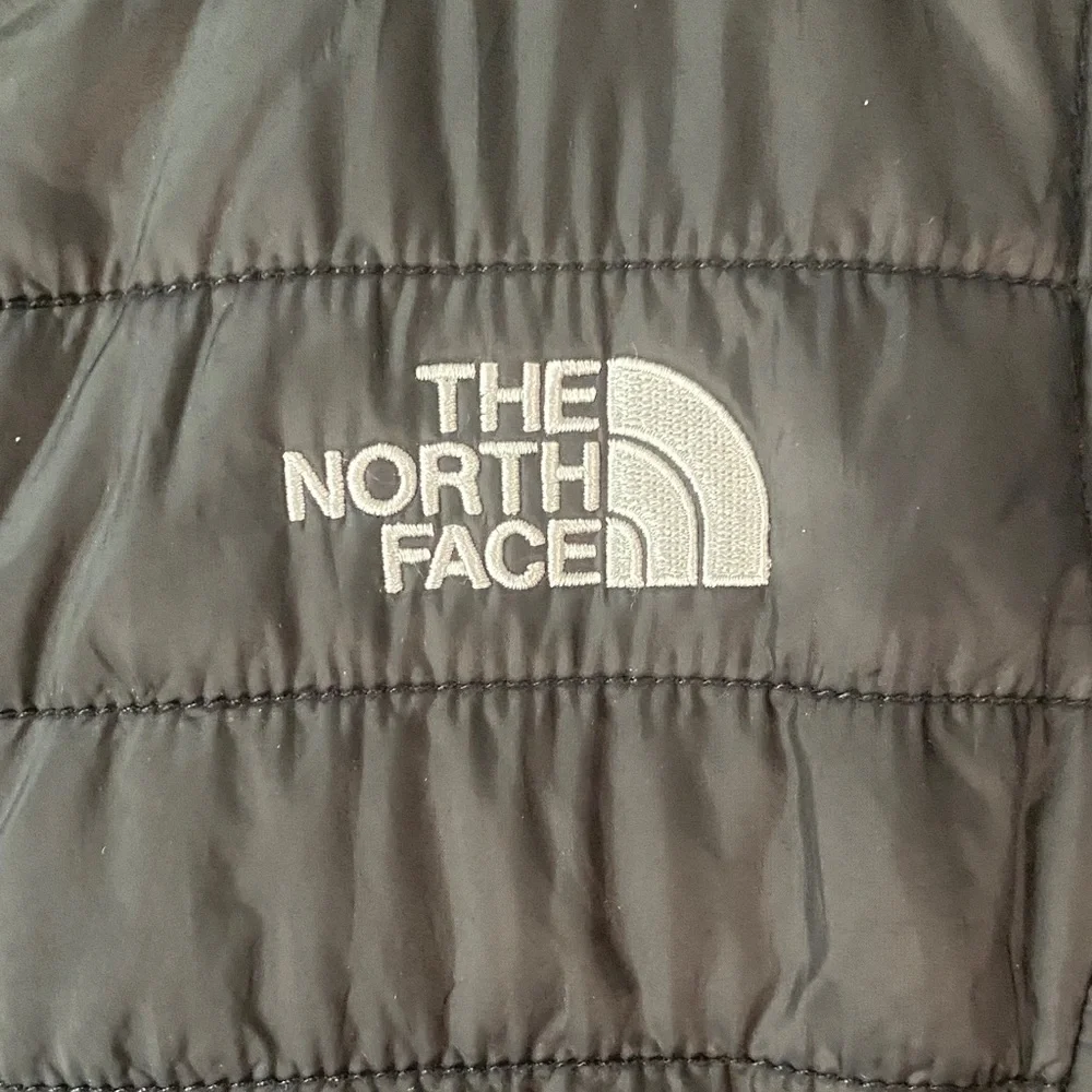 The North Face Girls M Quilted Black Vest
